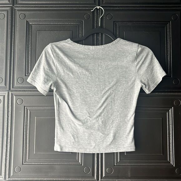 Boohoo grey tshirt - Picture 2 of 2